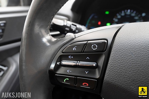 Hyundai IONIQ 25 of 30