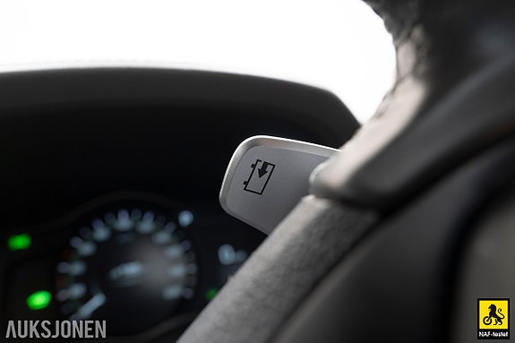 Hyundai IONIQ 29 of 30