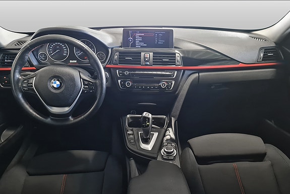BMW 318d 4 of 10