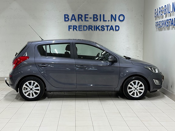 Hyundai i20 8 of 30