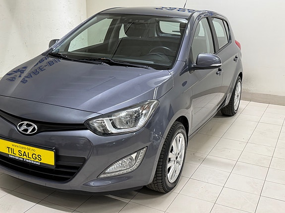 Hyundai i20 4 of 30