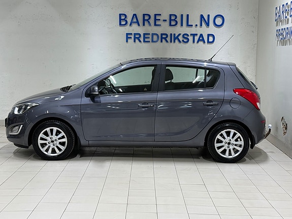 Hyundai i20 3 of 30