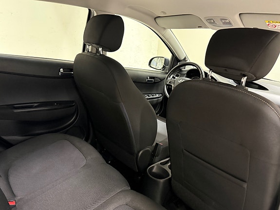 Hyundai i20 18 of 30