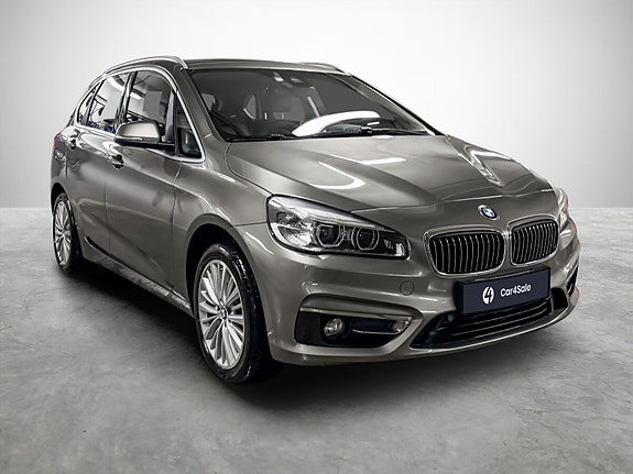 BMW 225xe 7 of 30