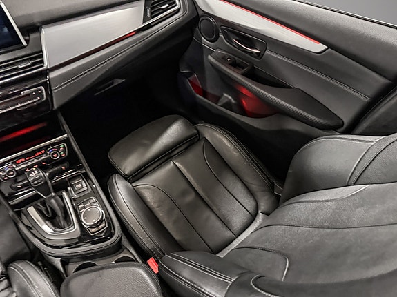 BMW 225xe 23 of 30
