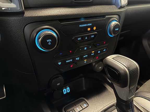 Ford Ranger Raptor 25 of 30
