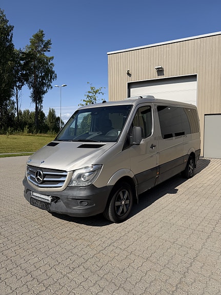 Mercedes-Benz Sprinter 316 - 9 seter - Godkjent rullestol 4 of 12