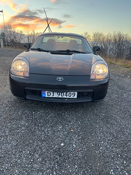 Toyota MR2 8 of 24