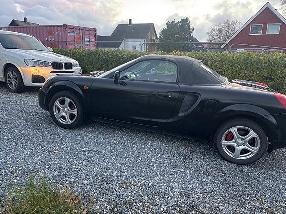 Toyota MR2 16 of 24
