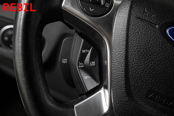 Ford Transit Connect 13 of 20