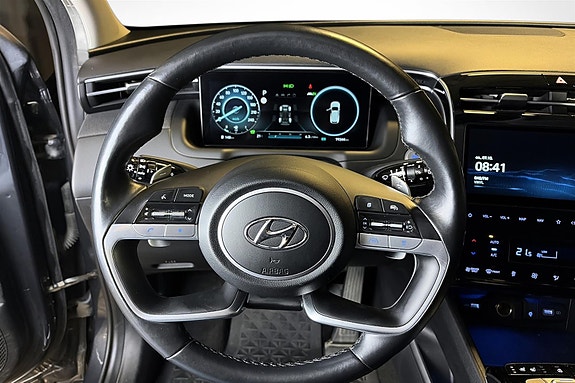 Hyundai Tucson 12 of 23