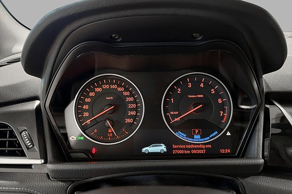 BMW 225xe 17 of 27