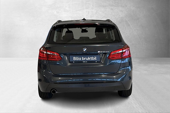 BMW 225xe 3 of 27
