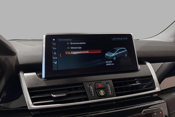 BMW 225xe 23 of 27