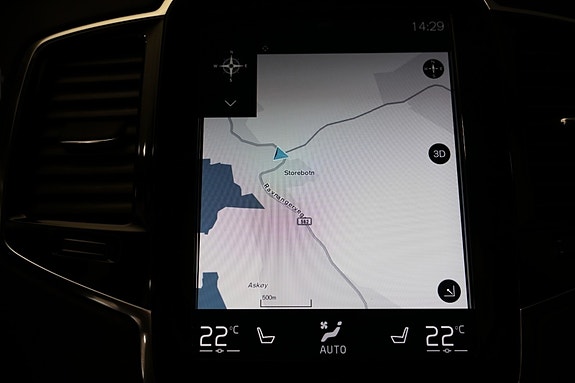 Volvo XC90 12 of 19