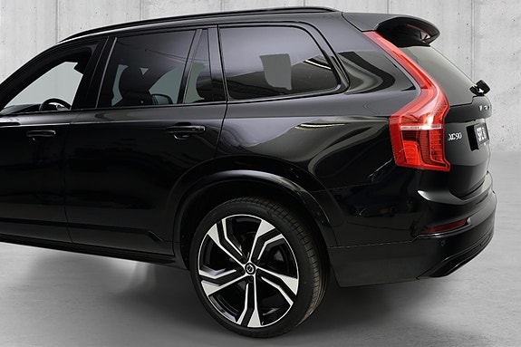 Volvo XC90 6 of 19