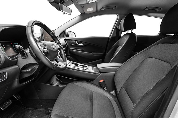 Hyundai Kona 11 of 25