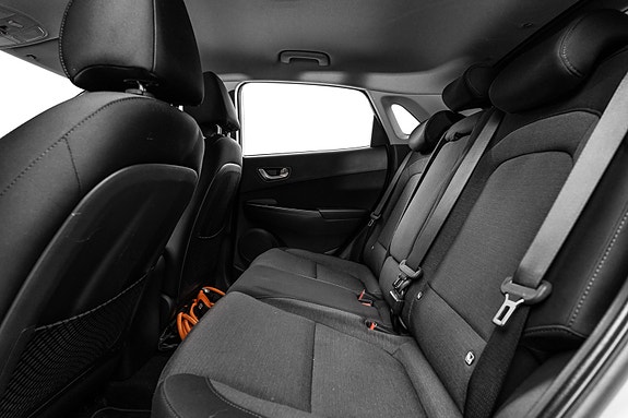 Hyundai Kona 12 of 25