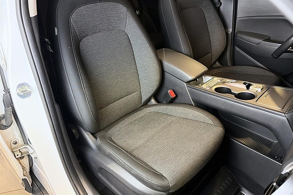 Hyundai Kona 17 of 20