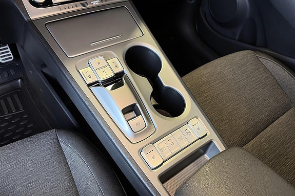 Hyundai Kona 15 of 20