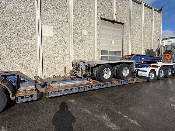 Scania R58 Tungtrekker 8/10X4 Tungtrekker med Vang Brønnhenger 9 of 19