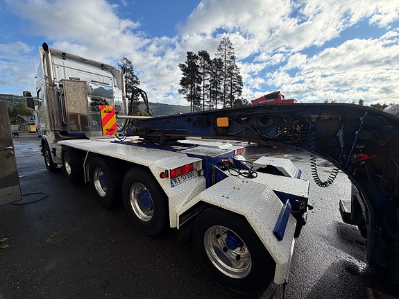 Scania R58 Tungtrekker 8/10X4 Tungtrekker med Vang Brønnhenger 13 of 19