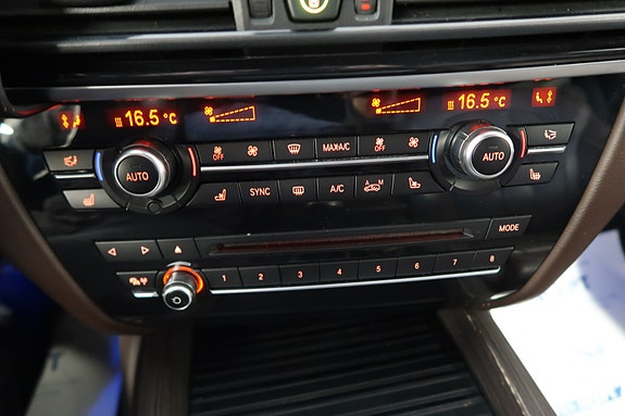 BMW X5 27 of 30