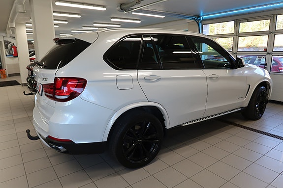 BMW X5 4 of 30