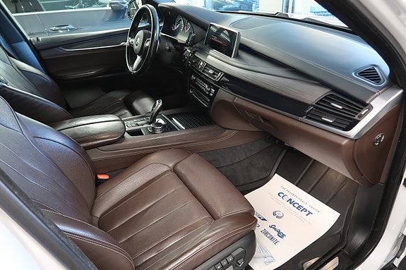BMW X5 25 of 30