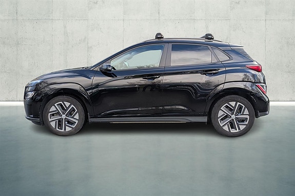 Hyundai Kona 2 of 23