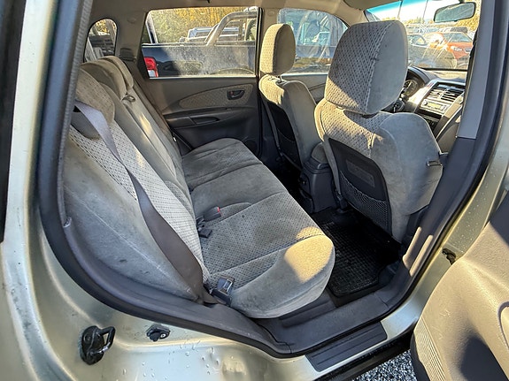 Hyundai Tucson 22 of 30