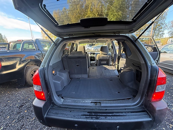 Hyundai Tucson 18 of 30