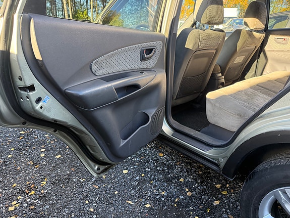 Hyundai Tucson 15 of 30