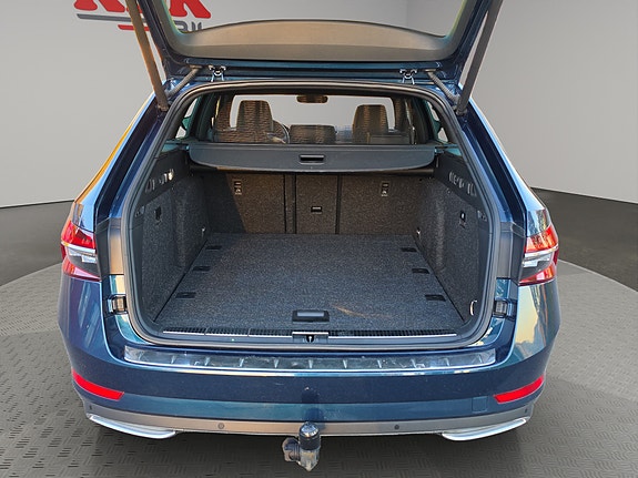 Skoda Superb 10 of 30
