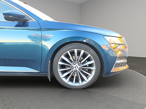 Skoda Superb 3 of 30