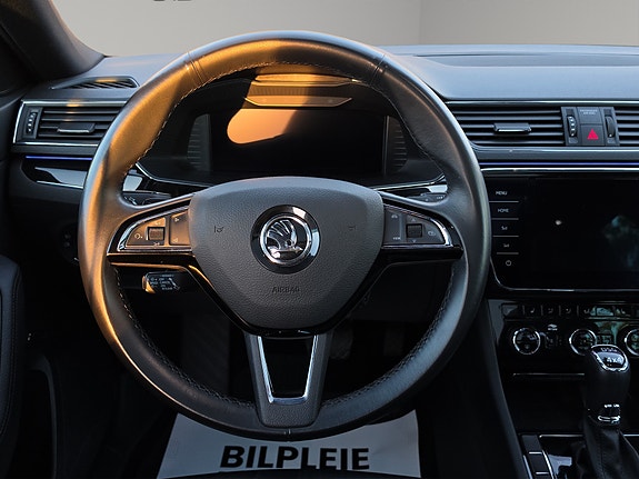 Skoda Superb 27 of 30