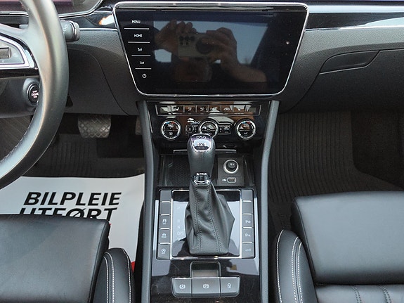 Skoda Superb 26 of 30