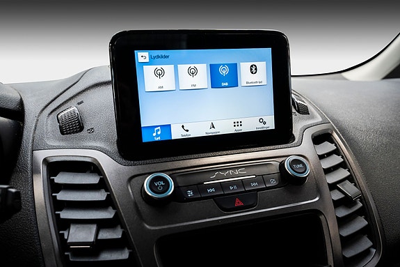 Ford Transit Connect 16 of 20