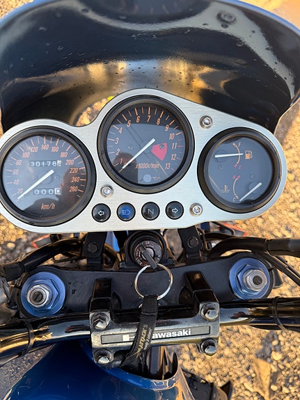 Kawasaki Zrx 1100 11 of 18