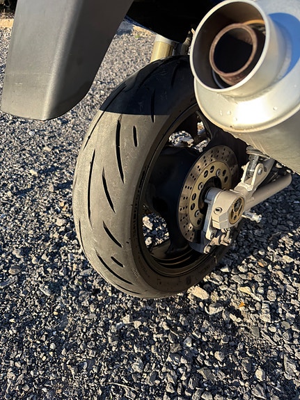 Kawasaki Zrx 1100 7 of 18
