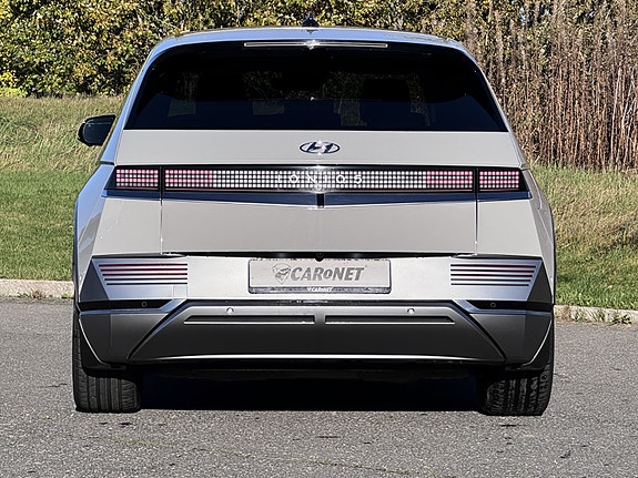 Hyundai Ioniq 5 8 of 30