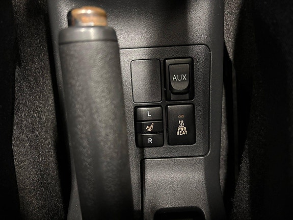 Toyota Yaris 25 of 30