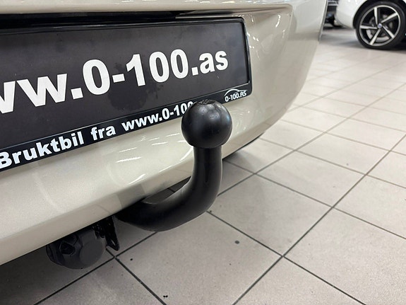 Toyota Yaris 14 of 30