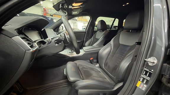BMW 330e 7 of 17