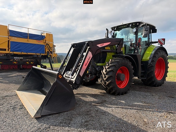 CLAAS Arion 650 4x4 Traktor m/ frontlaster og skuffe – 700 timer og 2 sett dekk! 2 of 30