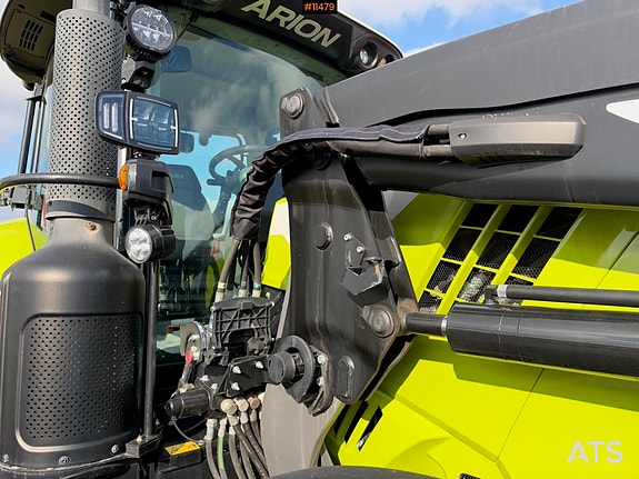 CLAAS Arion 650 4x4 Traktor m/ frontlaster og skuffe – 700 timer og 2 sett dekk! 18 of 30
