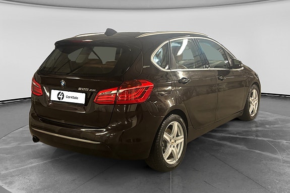 BMW 225xe 5 of 25