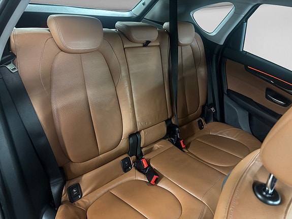 BMW 225xe 18 of 25