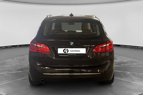 BMW 225xe 4 of 25