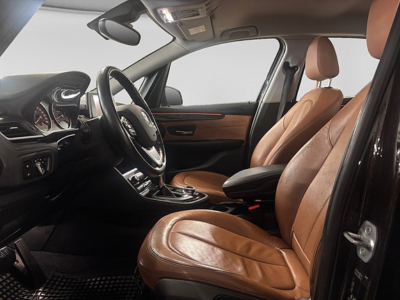 BMW 225xe 9 of 25